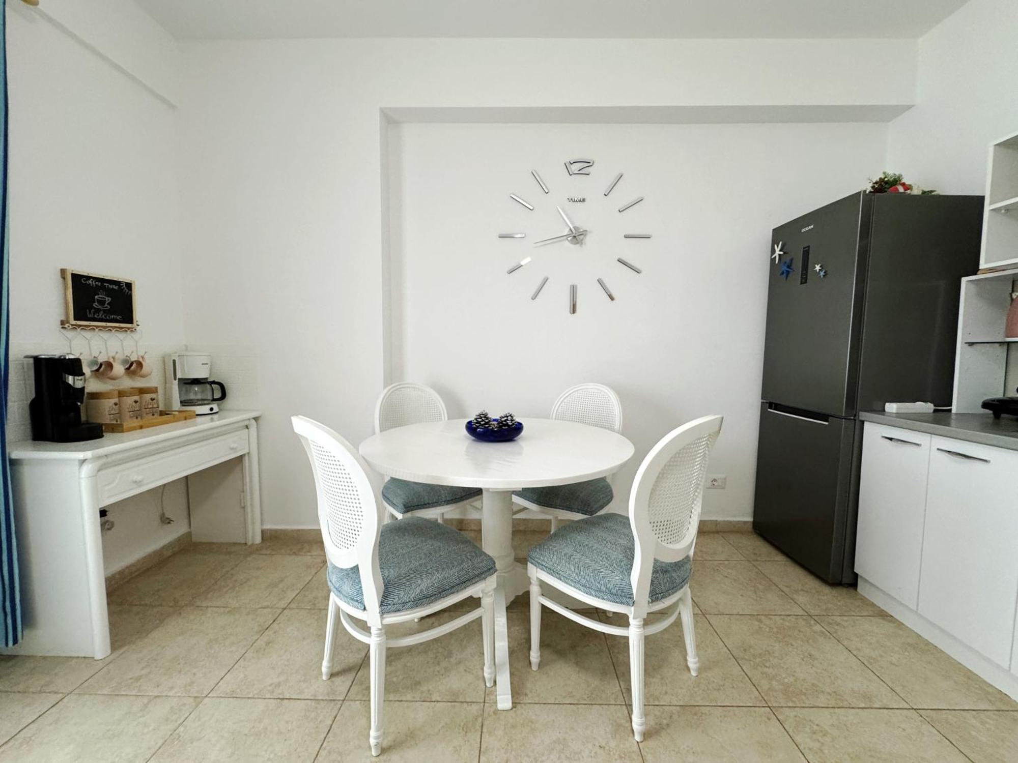 Celeste Bay Apartment Влёра Экстерьер фото